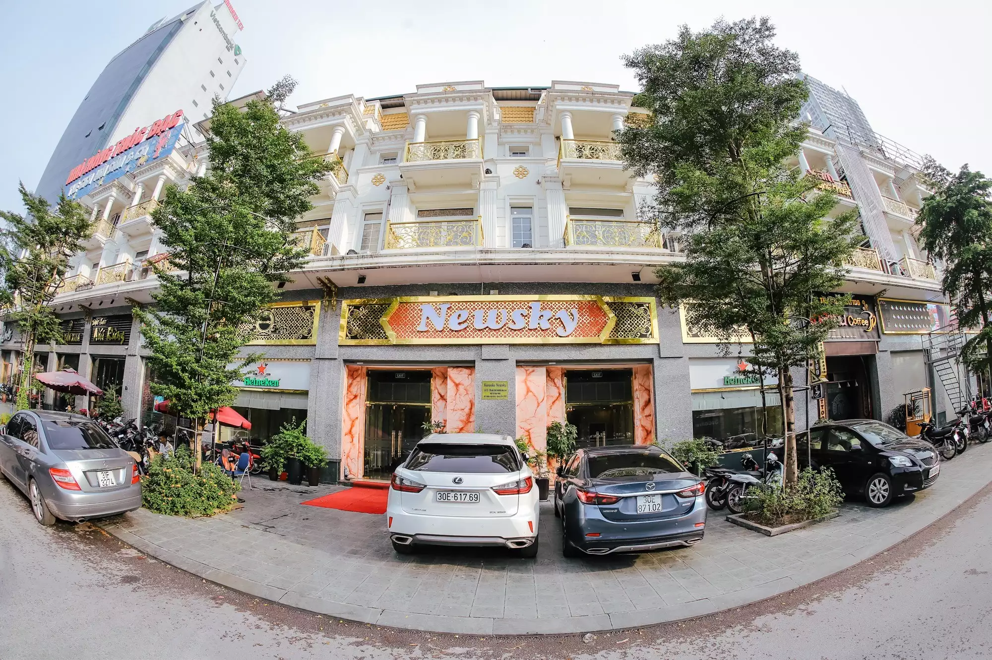 Karaoke NewSky – Không gian hiện đại, chất nhạc đỉnh