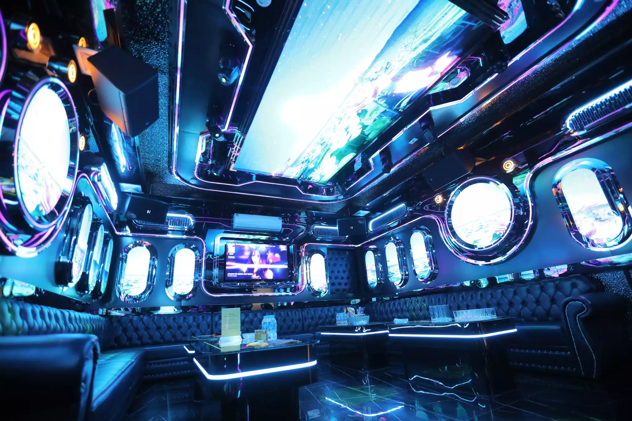 Karaoke Fantasy – Quán karaoke Hà Đông mới nhất có decor đẹp nhất
