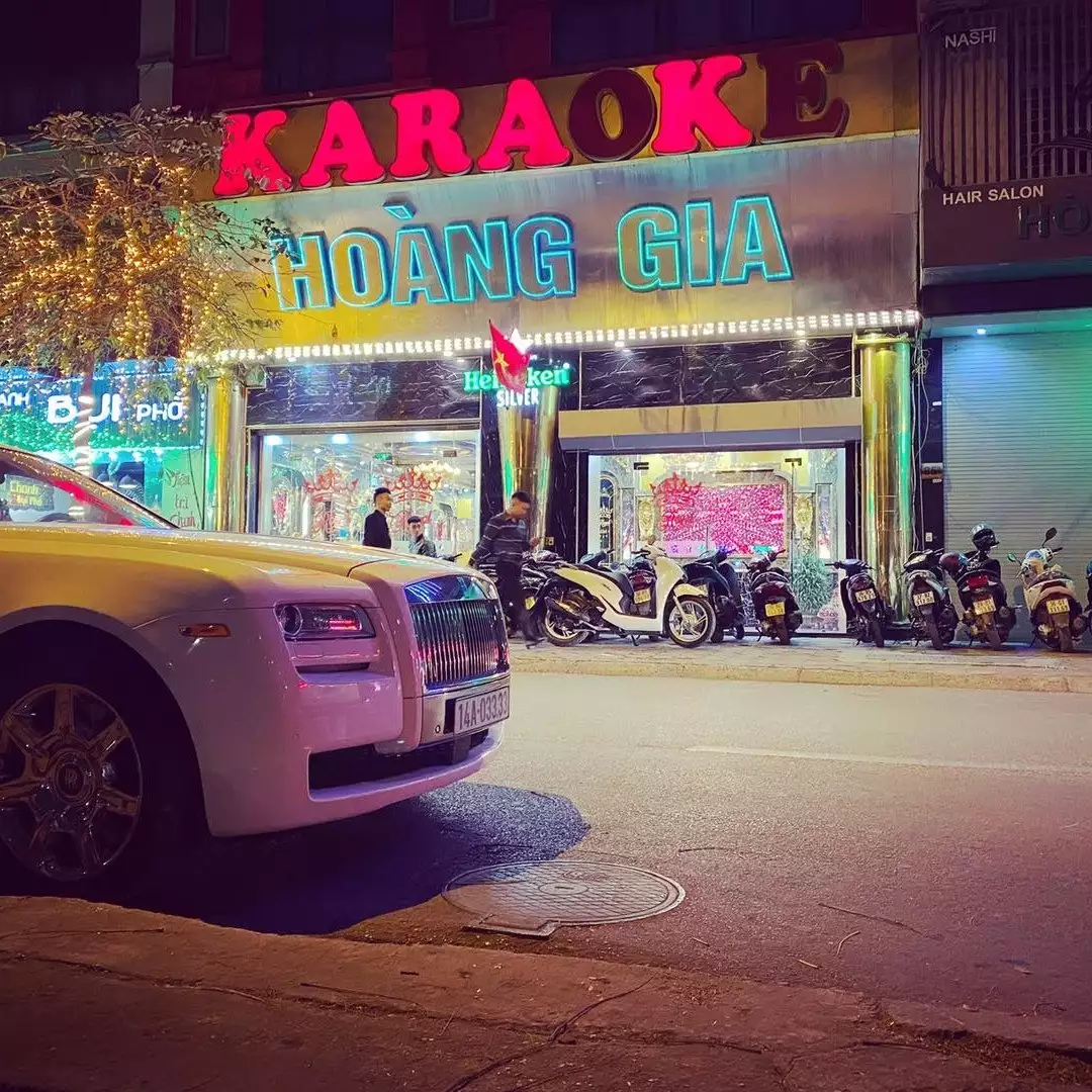 Karaoke Hoàng Gia – Chất lượng ổn định, giá "mềm" bất ngờ