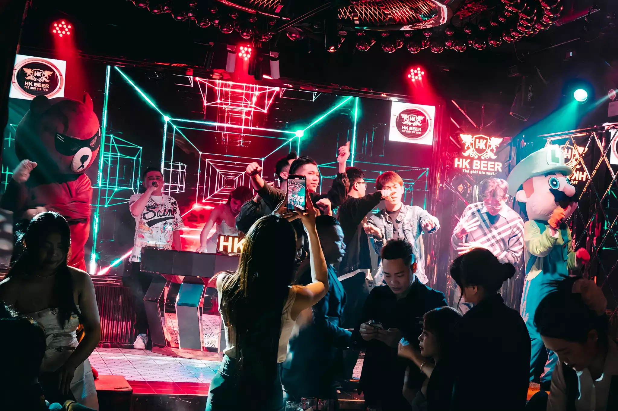 HK Beer Club – Ngụy Như Kon Tum, Thanh Xuân