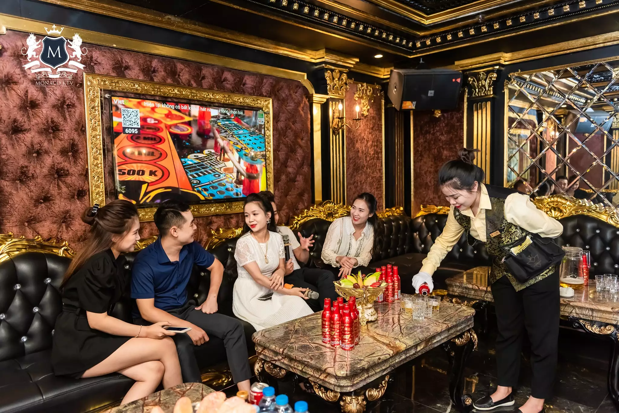 Karaoke Moon Star – “Rẻ nhưng không rẻ tiền”