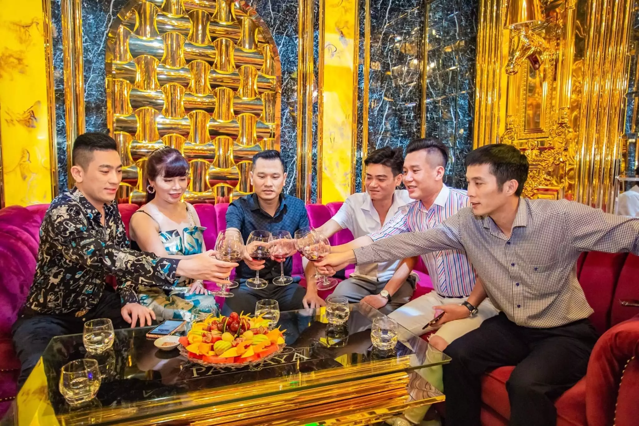 Karaoke New 194 – Phòng sạch đẹp, dịch vụ tốt, nhân viên thân thiện