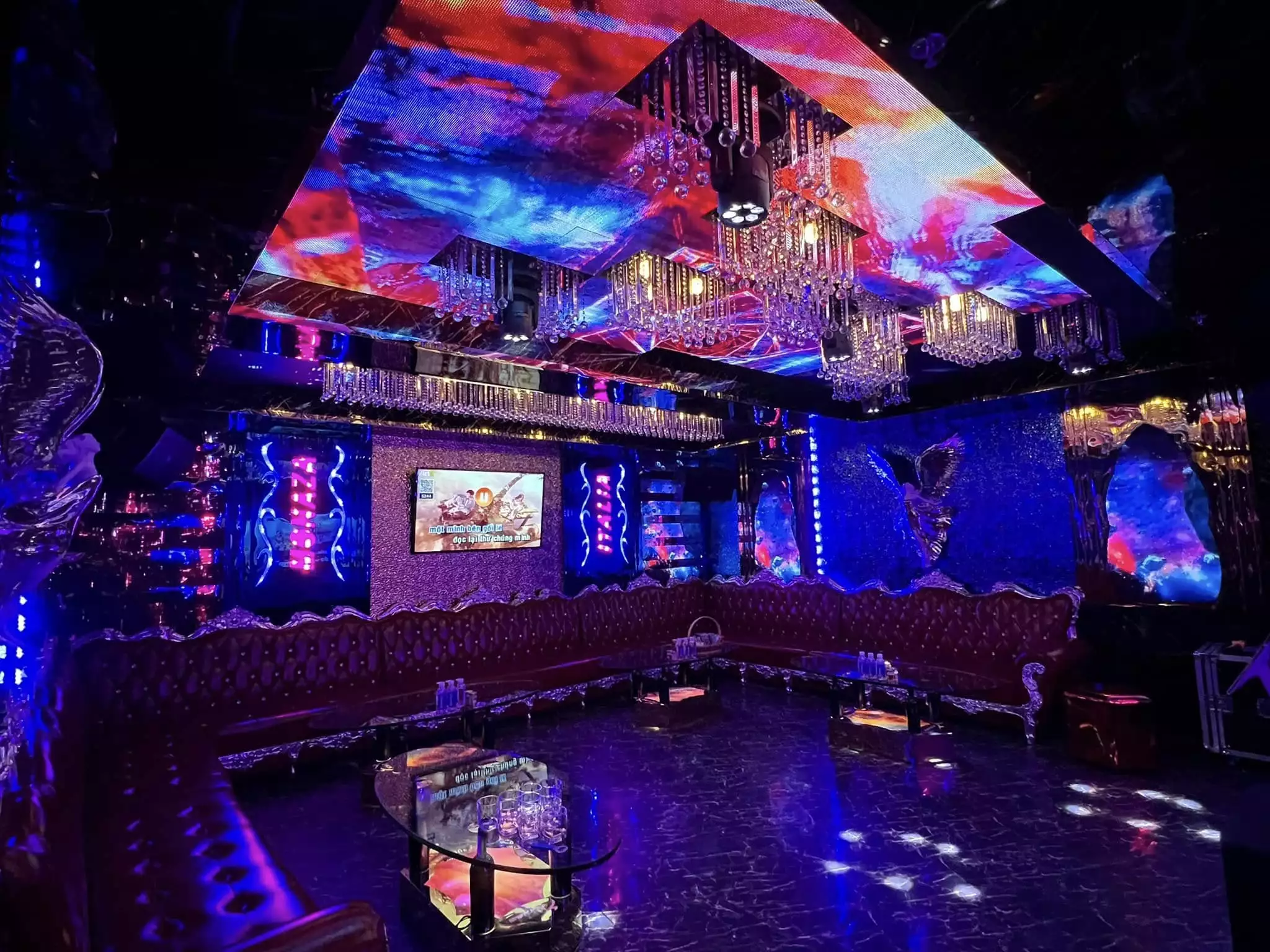 Karaoke Hoàng Gia – Phòng thu âm nhỏ giữa lòng Hà Nội