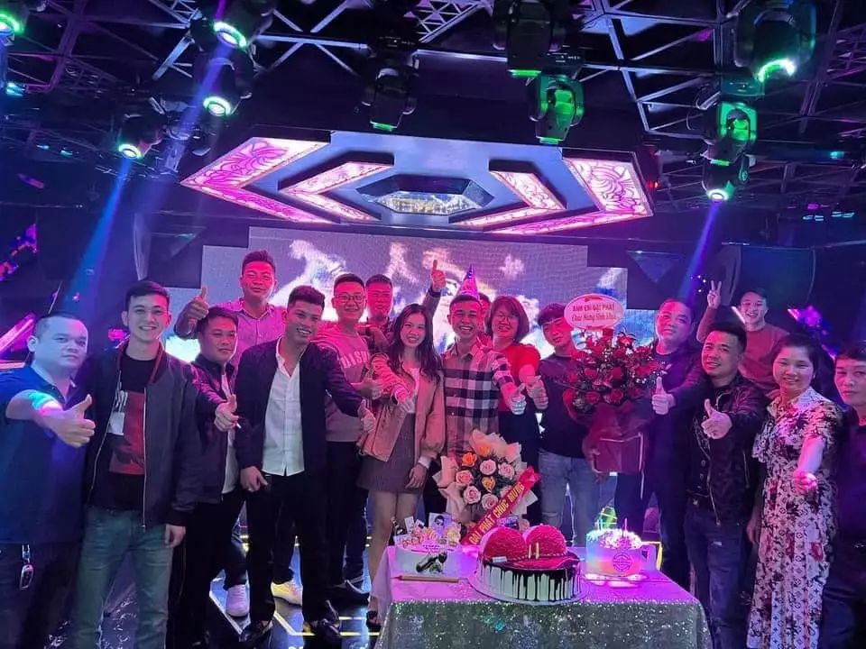 Karaoke T&T – Địa chỉ: Hào Nam