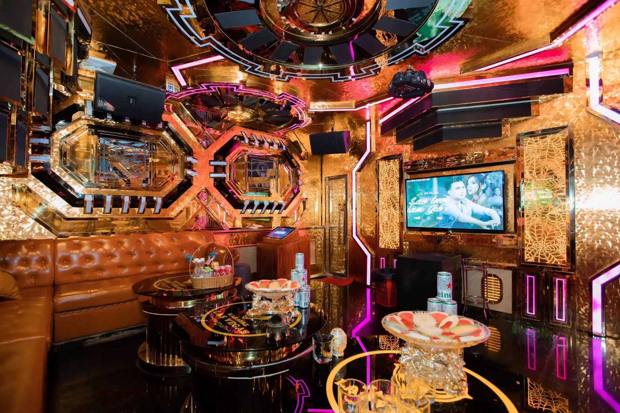 Karaoke Napoleon – Riêng tư, ấm cúng
