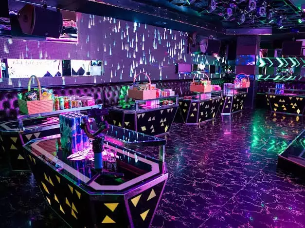 Karaoke Luxury – Xã Đàn